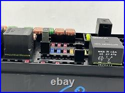 2019 Dodge Challenger Sxt Trunk Terminal Relay Module Fuse Box 68384003ae Oem