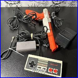 Nintendo Console NES-001 Bundle With 1 Controller 1 Zapper Power Cord RF Switch