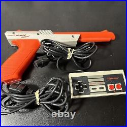 Nintendo Console NES-001 Bundle With 1 Controller 1 Zapper Power Cord RF Switch